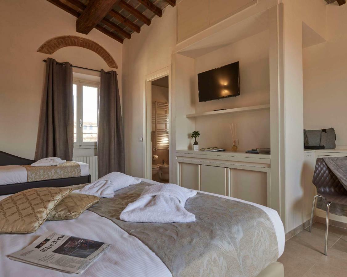 Suites Cavour 34 By 360Rentals Florence Exterior photo