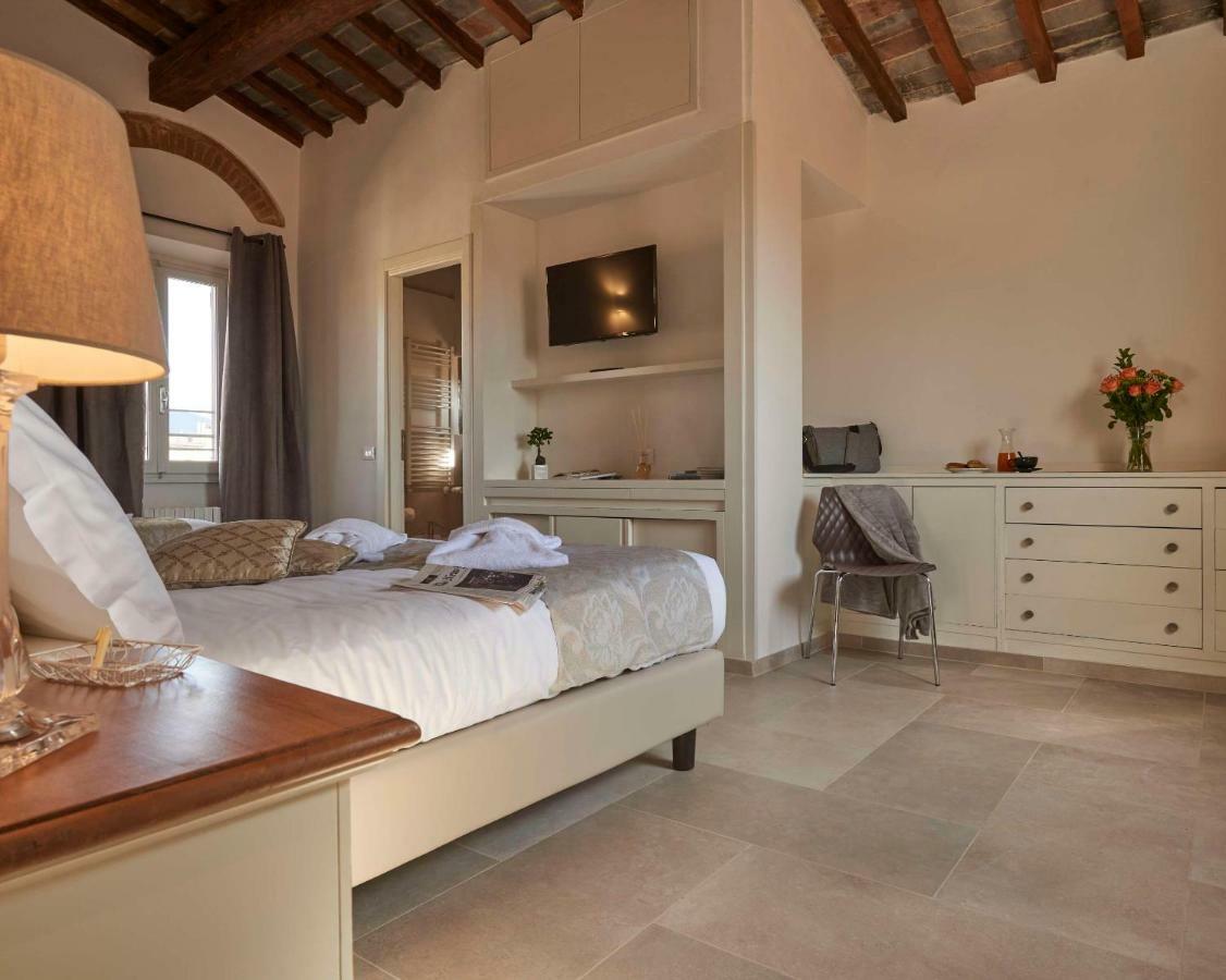 Suites Cavour 34 By 360Rentals Florence Exterior photo