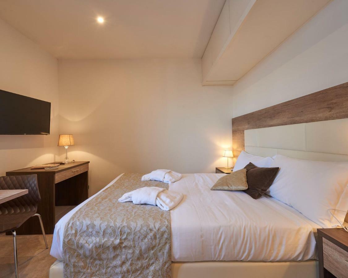 Suites Cavour 34 By 360Rentals Florence Exterior photo